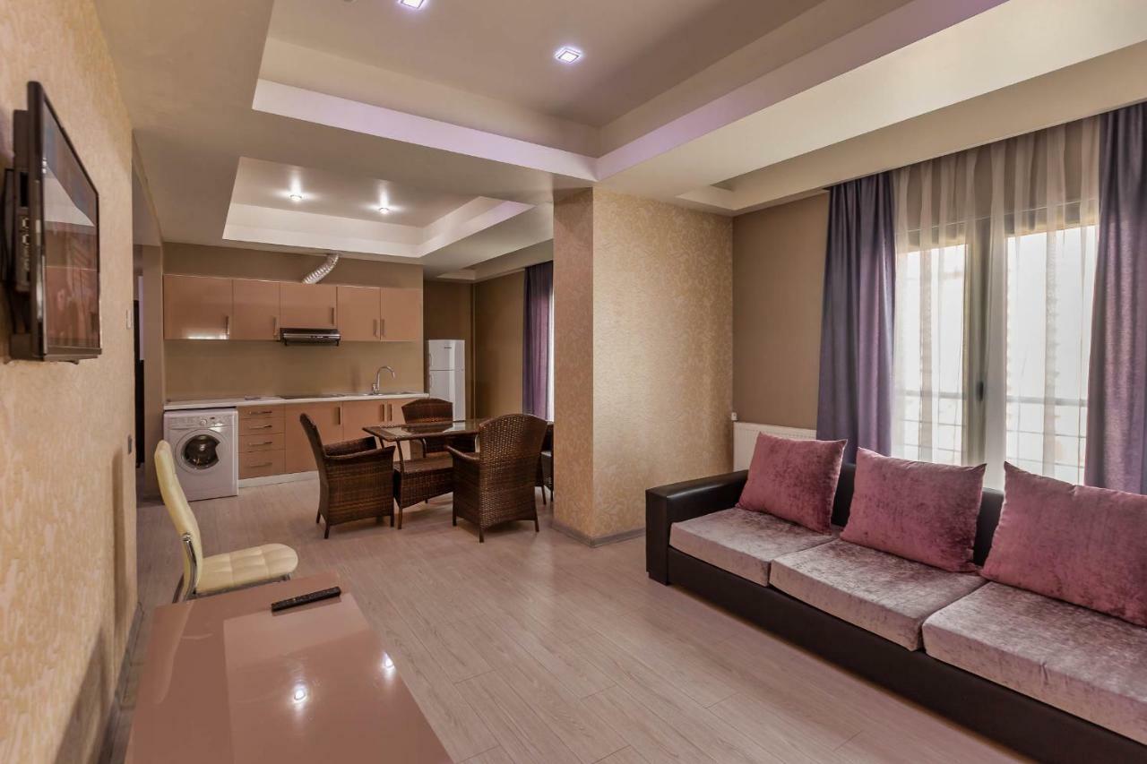 Diplomat Suites Baku Exteriör bild
